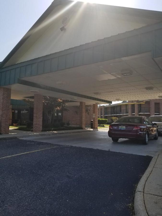 Days Inn By Wyndham Ozark Exterior foto